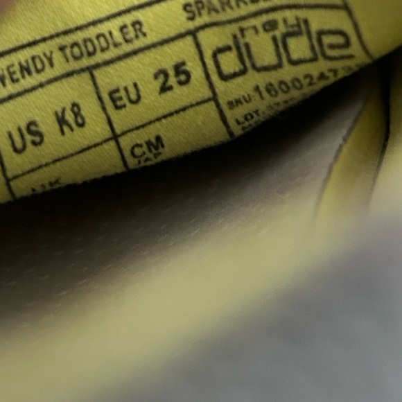 Hey Dude - Picture 7 of 7